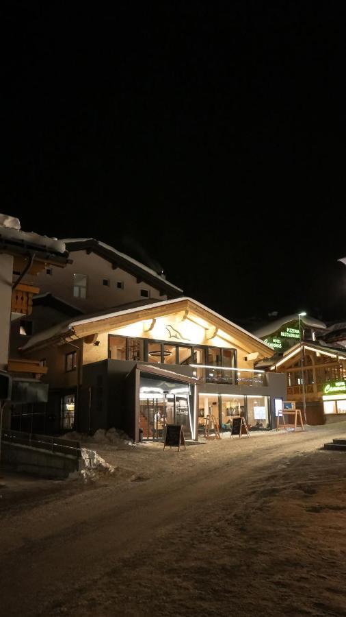 AlpChalet Bellevue Hotel Samnaun Buitenkant foto